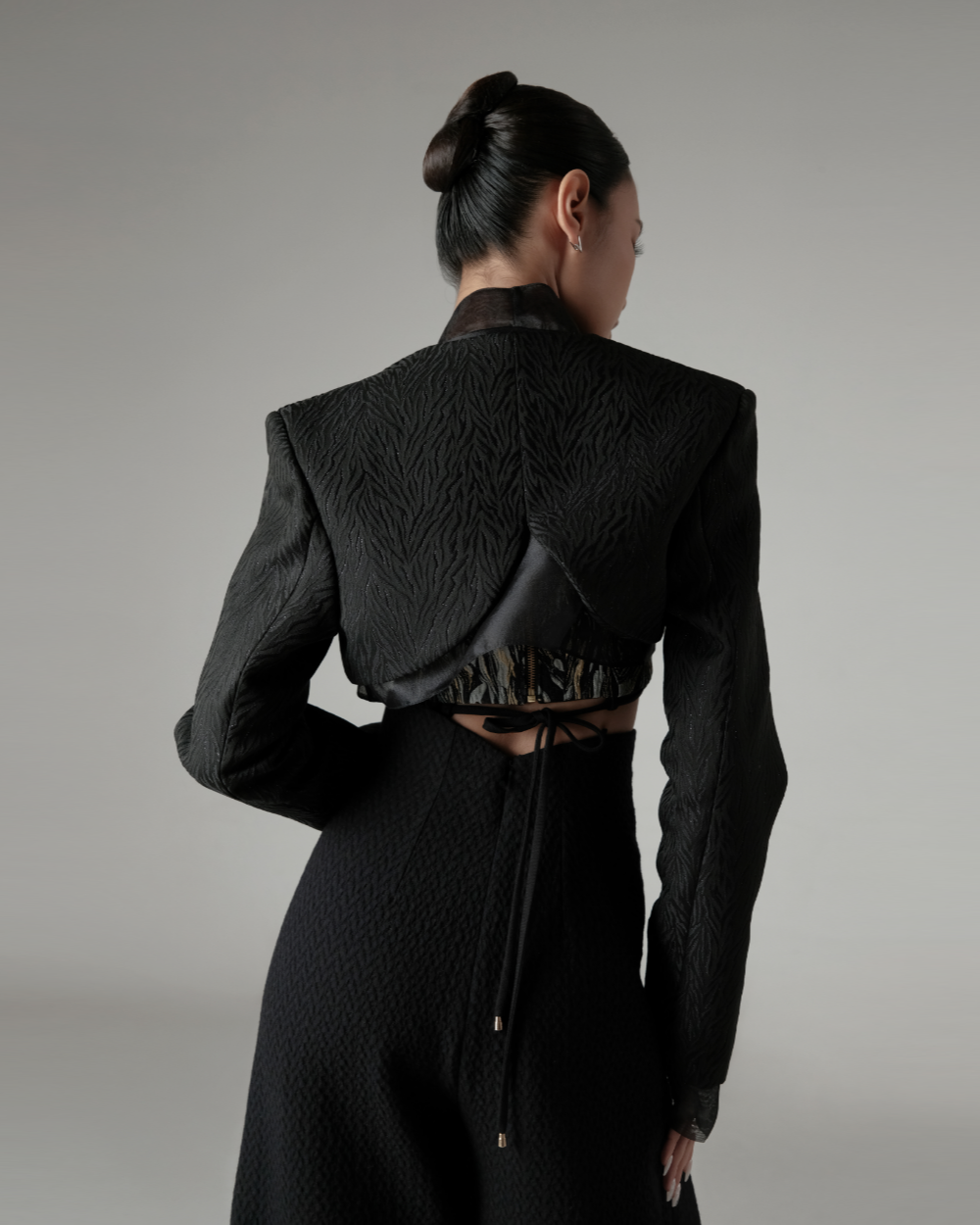 Bliss Cropped Blazer Black