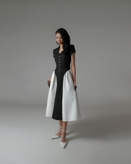 Faye Dress Black-White
