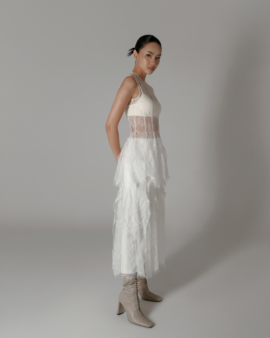 Rayna Skirt White with Midi Skirt Lining