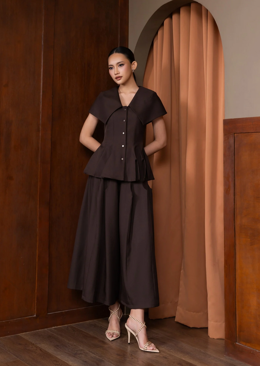 Harriet Top Espresso